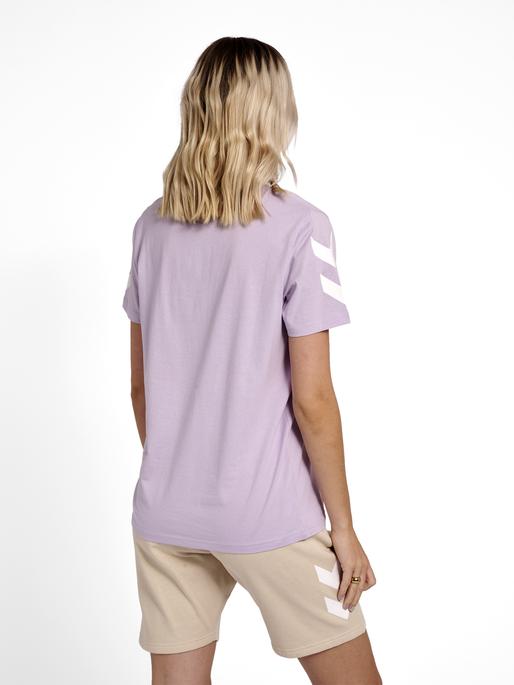 Actual product image hummel Legacy Chevron T-Shirt (XXS)