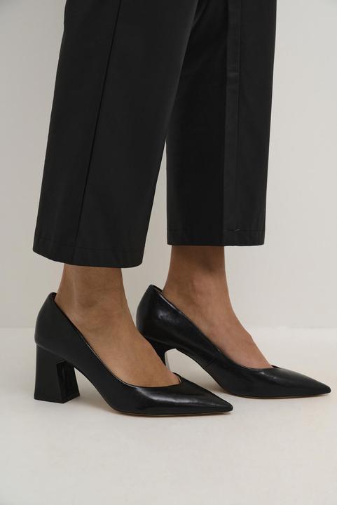 Actual product image Culture Cassandra (S)