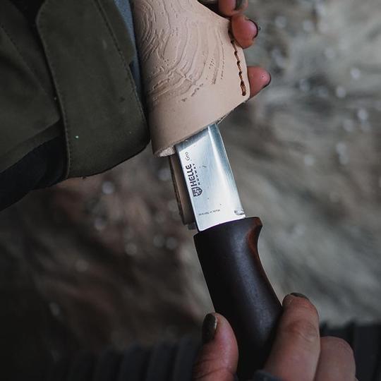Immagine prodotto Helle Coltello da cintura GRO, acciaio Sandvik 12C27, inossidabile, manico in legno di betulla, fodero in (9.30 cm)