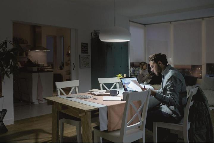 Image du produit Philips blanc (E14, 4.30 W, 470 lm, 1 x, F)