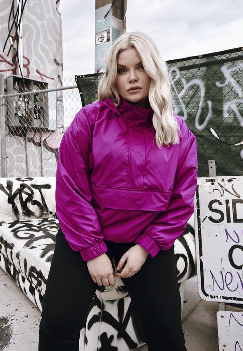 Actual product image Urban Classics Ladies Panel Pull Over Jacket (XS)
