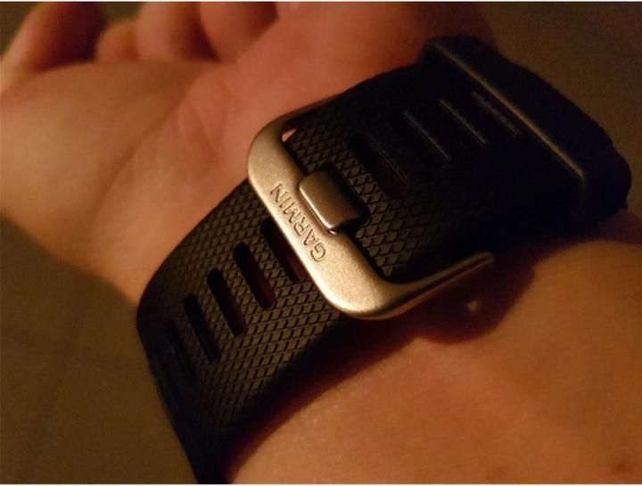 Produktbild Garmin Vivoactive HR (Kunststoff)