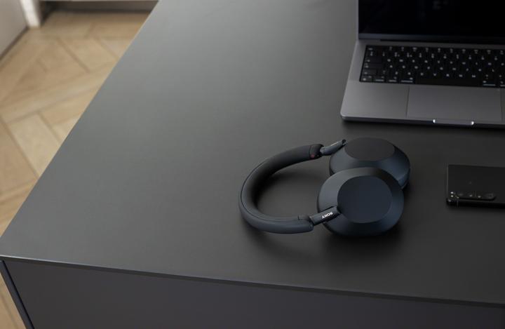 Actual product image Sony WH-1000XM5 (ANC, 30 h, Wireless, Cable)