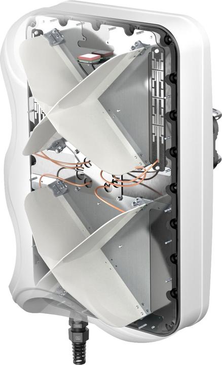 Actual product image Quwireless QuMax directional for RUTX50 (GPS, 5G)