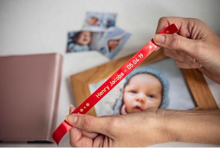 Actual product image Brother P-Touch (2.40 cm, Red)