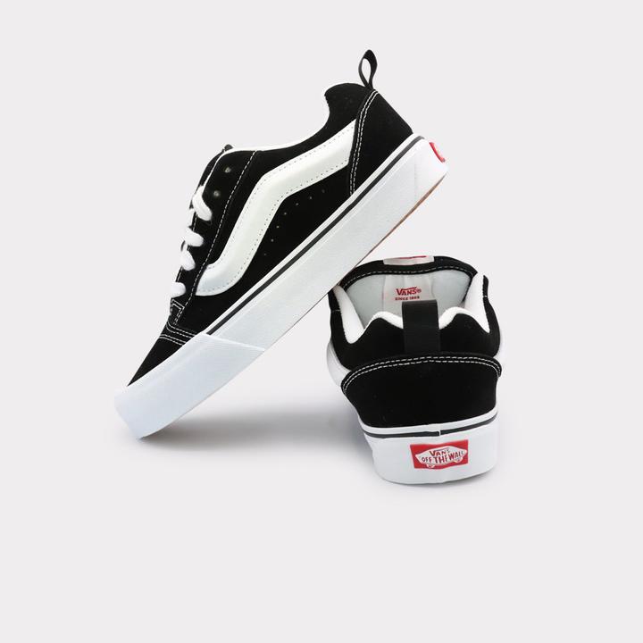 Image du produit Vans Knu Skool BLACK/TRUE WHITE (46)