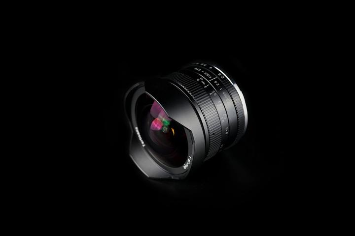 Immagine prodotto 7artisans Lunghezza focale fissa 7,5 mm F2.8 Fisheye Mark II (Sony E, APS-C / DX)