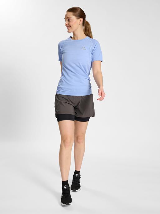 Actual product image Newline Nwlriverside Seamless T-Shirt S/S Woman (XL)