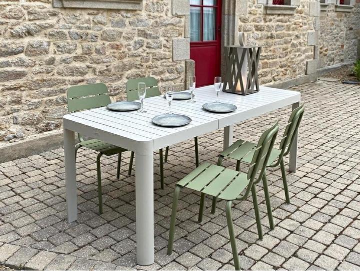 Actual product image Ezeis CALYPSO dining table for 6/8 pers., full aluminium, side extention * Extra-C Price for 1 piece (86.50 cm)