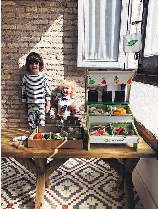 Produktbild Tender Leaf Toys Bauern Marktstand