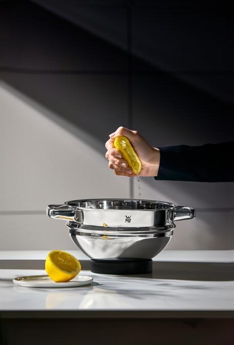 Actual product image WMF Compact Cuisine Cooking Bowl 24 cm (24 cm, 4.90 l, 1 x)