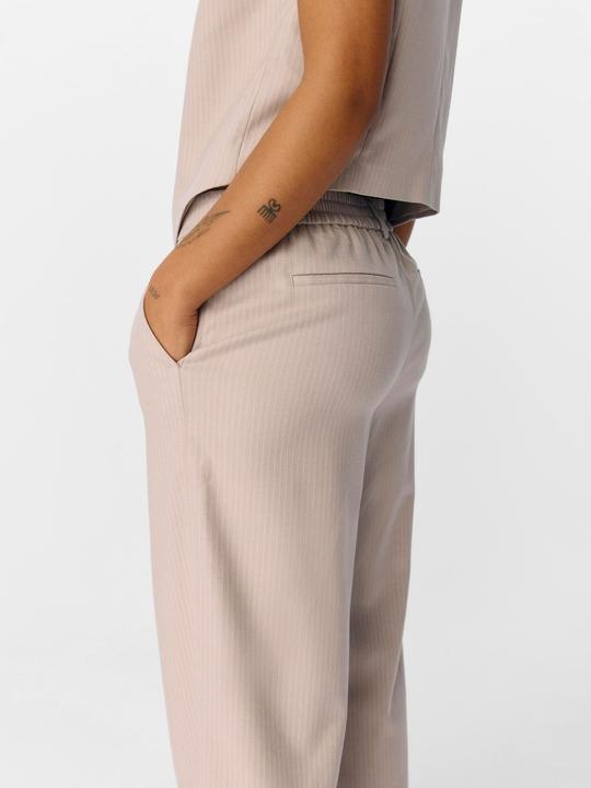 Actual product image Object OBJLISA Hose mit weitem Bein (42)