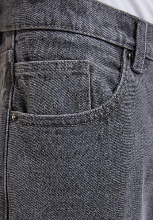 Actual product image Urban Classics Heavy Ounce Straight Fit Jeans - 138249 (Frequency band 38 (2600 MHz))