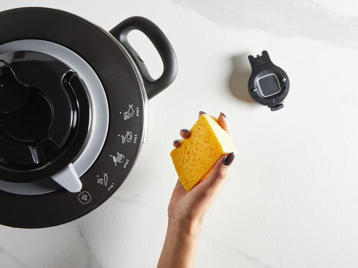 Produktbild Tefal Clipso+ Chef 6L Schnellkochtopf (22 cm, Dampfkochtopf, Edelstahl)