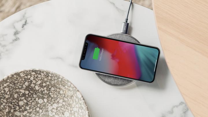 Actual product image Moshi Otto Q (15 W)