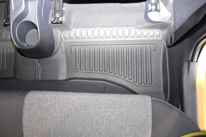 Produktbild Aristar Allwetter Fussmatten für Toyota Yaris Hybrid ab 2011 bis 2020