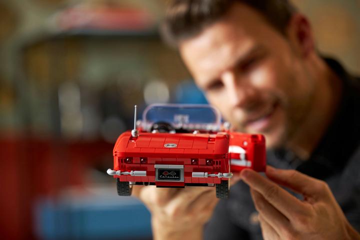 Produktbild LEGO Icons Corvette (10321, LEGO Icons)