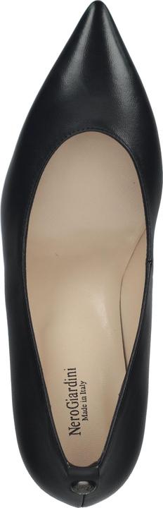 Actual product image Nero Giardini Alek (41)