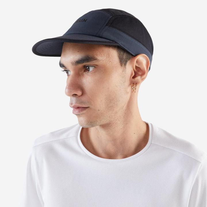 Actual product image Kiprun Lauf-Cap Schirmmütze 5 Panel - schwarz/grau