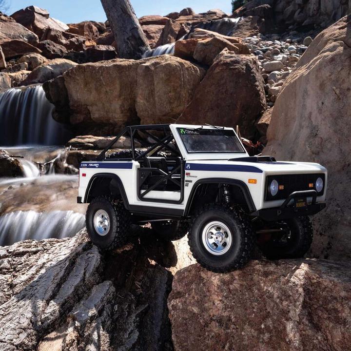 Actual product image Axial scx10 iii early ford bronco 4wd 1/10 rtr white (RTR Ready-to-Run)
