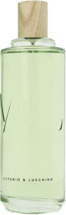 Actual product image Victorio & Lucchino Aguas Esenciales V y L Te Quiero Verde Edt Spray 250ml (Eau de toilette, 250 ml)