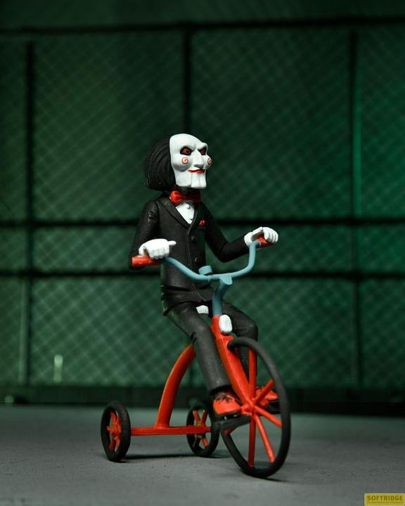 Actual product image Neca Saw figurine Toony Terrors Jigsaw Killer & Billy Tricycle Boxed Set 15 cm