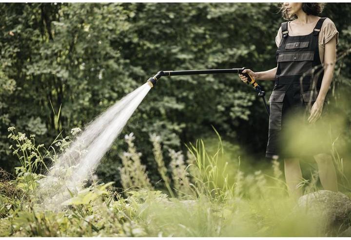 Produktbild Fiskars Giessstab mit 3 Funktionen, Schwenkbarer SoftGrip-Düsenkopf, Durchflusskontrolle mit Frontreg