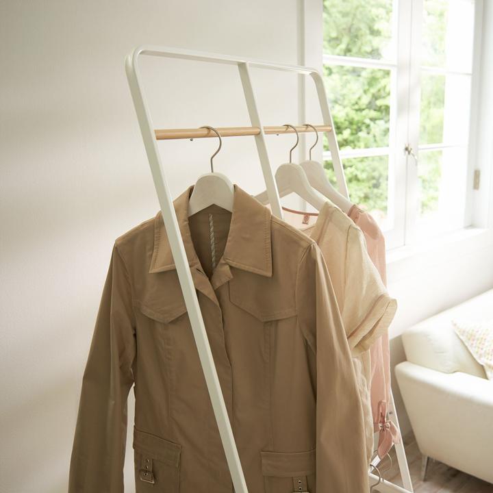 Actual product image Yamazaki Breite Garderobe TOWER