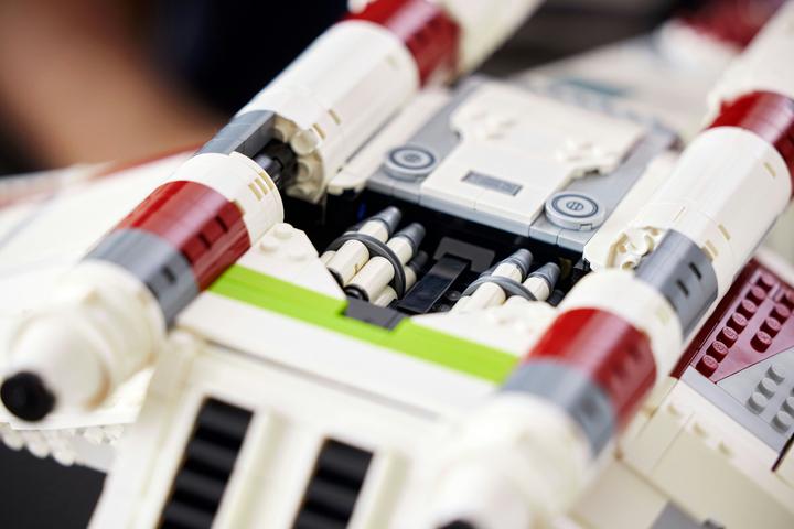 Actual product image LEGO UCS Republic Gunship (75309, LEGO Star Wars, LEGO Rare Sets)