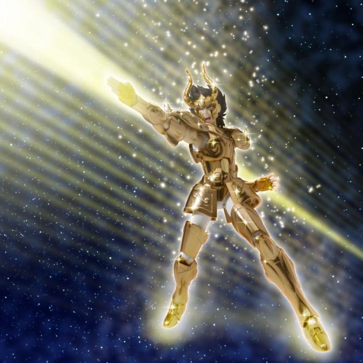 Actual product image Bandai Saint Seiya - Capricorn Shura Myth Cloth EX