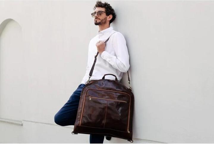 Produktbild Only-Bags.Store Brauner Kleidersack aus italienischem Leder