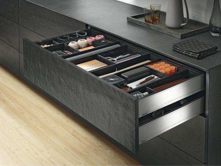 Actual product image Blum Internal thrust driver / driver housing LEGRABOX pure