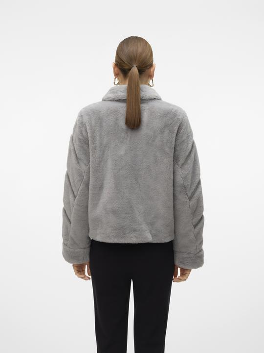 Produktbild Vero Moda VMSONJALUIS Jacke Kunstpelzjacke (S)