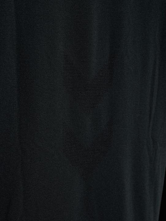Actual product image hummel hmlHIIT SEAMLESS T-SHIRT L/S (M)