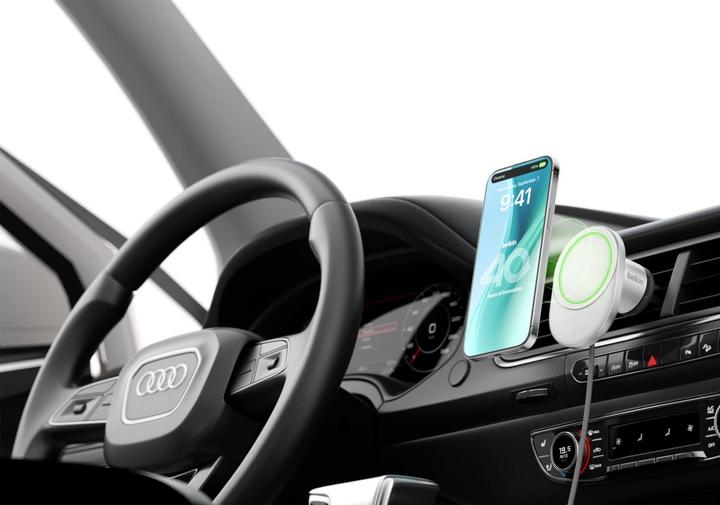 Productafbeelding Belkin Qi2 15W Car Vent Mount CLA