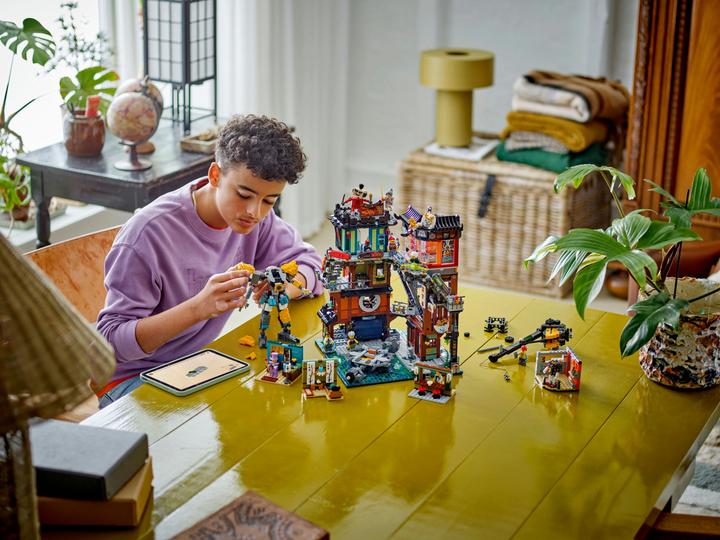 Produktbild LEGO Ninjago City Werkstätten (71837, LEGO Seltene Sets, LEGO Ninjago)