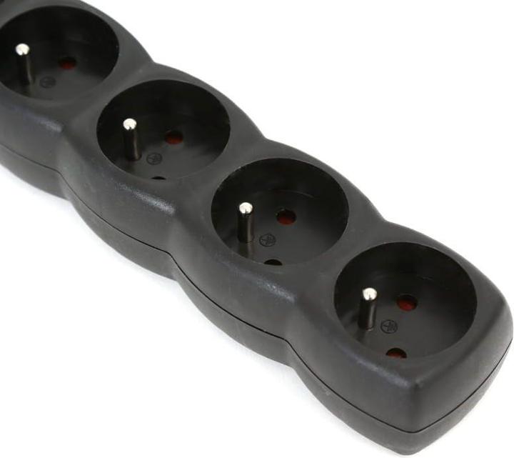 Produktbild Omega Verlängerungskabel mit Erdung, 3 m, 16 A, 5 Steckdosen, Typ E, Schwarz (3 m, 3500 W)