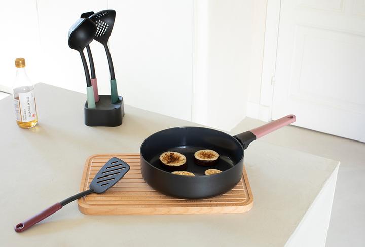 Actual product image Brabantia Kitchen utensil set plus stand