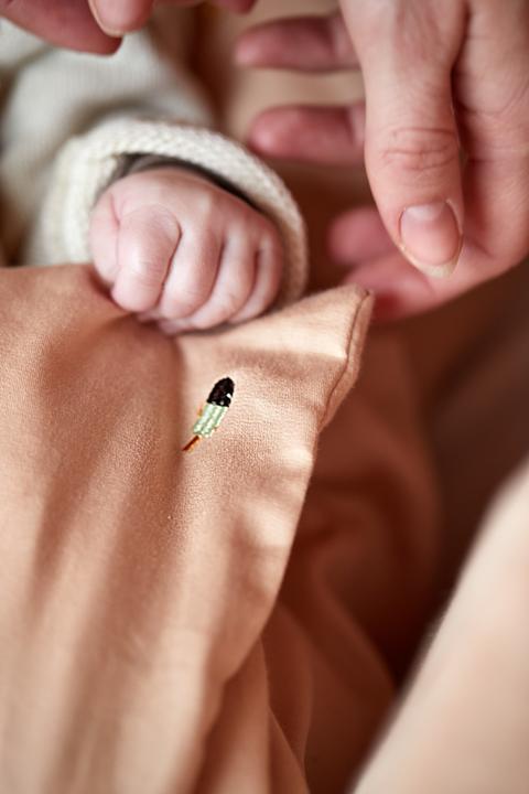 Actual product image Filibabba Baby Bedlinen – Embroidered Cool Summer Design – Frappé (70 x 100 cm, 40 x 45 cm)
