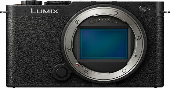 Actual product image Panasonic Lumix S9 Kit (28 - 200 mm, 24.20 Mpx, Full frame)