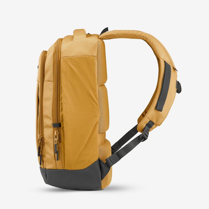 Actual product image Quechua Hiking backpack 16 L - NH500 Escape (16 l)