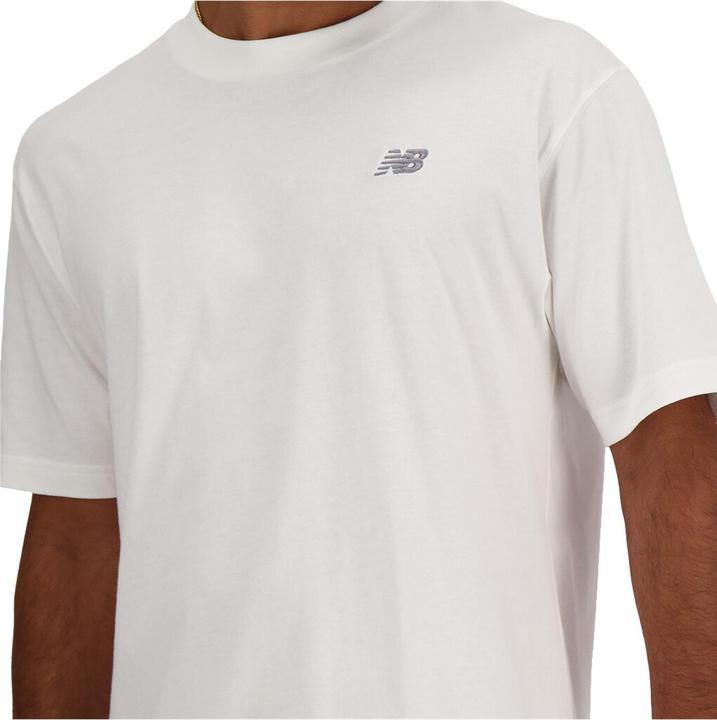 Actual product image New Balance Sport Essentials Small Logo T-Shirt (XL)
