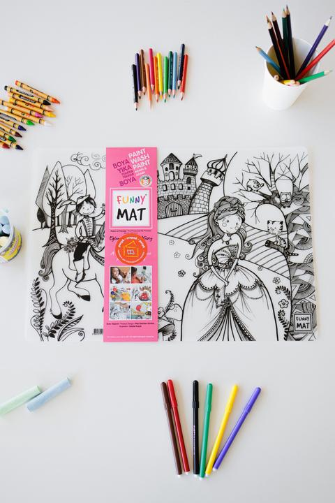 Actual product image Funny Mat Reusable Painting Mat THE PRINCE AND THE PRINCESS (48 x 33.5 cm)