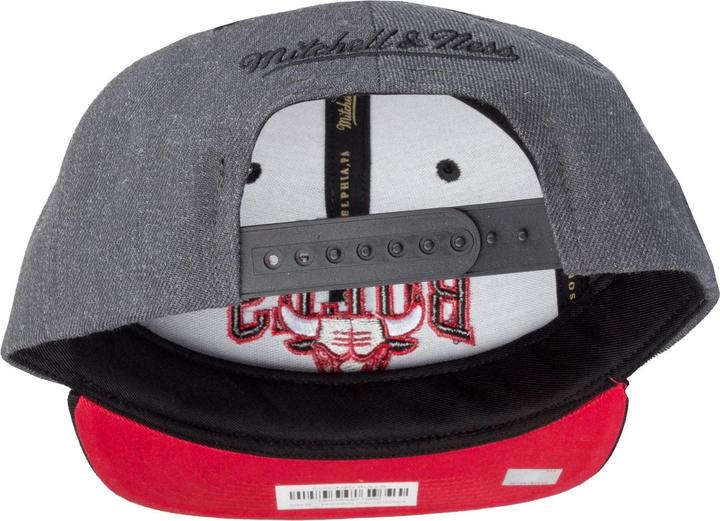 Actual product image Mitchell & Ness Snapback Cap - DARK ARCH Chicago Bulls
