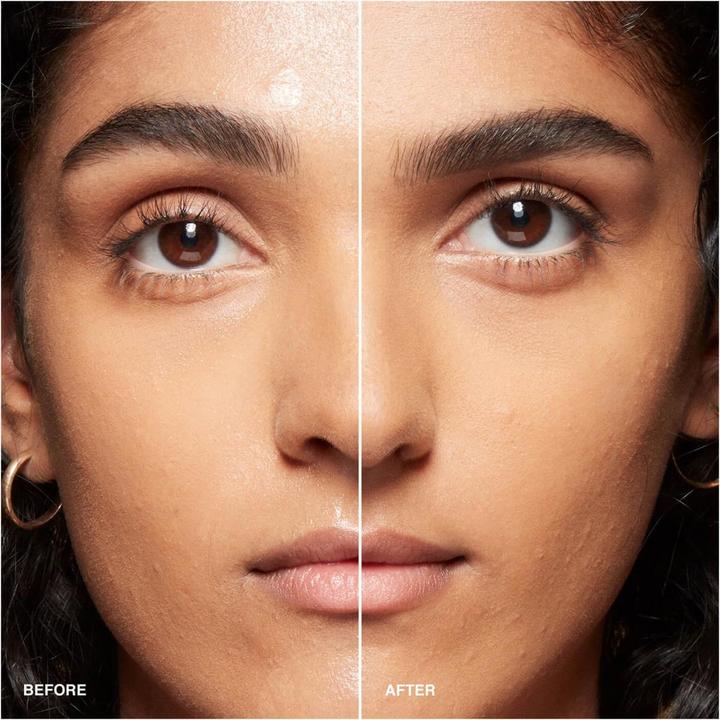 Produktbild Bobbi Brown Sheer Finish Pressed Powder Soft Honey (Soft Honey)