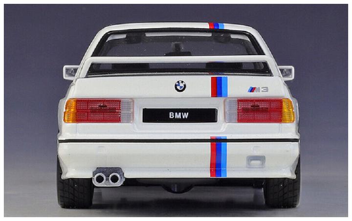 Produktbild Bburago M3 1988