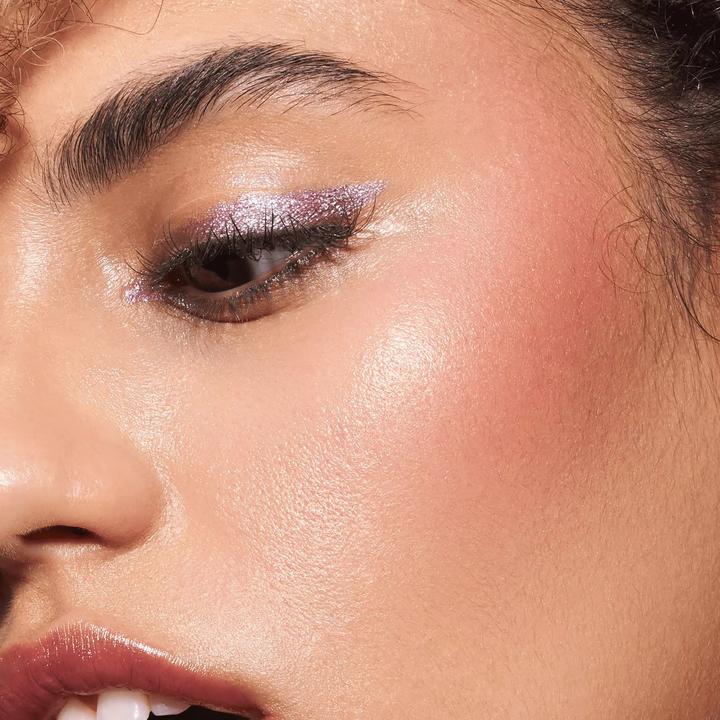 Actual product image Catrice Rouge Affair Liquid Blush 050 Plum-Tastic (050 Plum-Tastic)