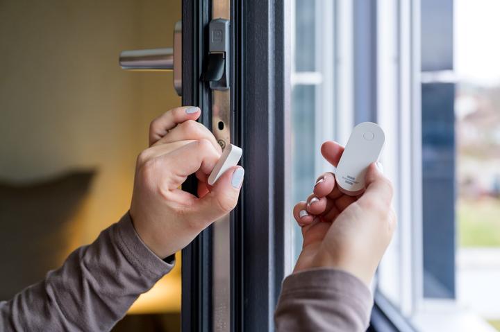 Produktbild Brennenstuhl Connect Zigbee Tür- und Fensterkontakt TFK CZ 01
