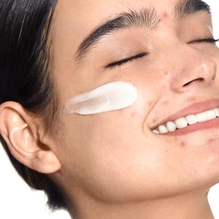 Actual product image Veralab Zero Smog Light Moisturizing And Protective Face Cream (15 ml, Day cream)
