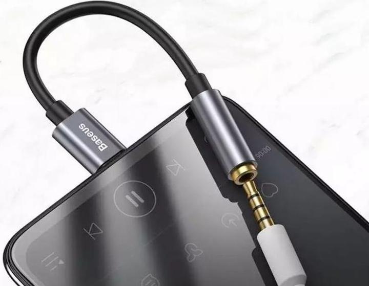 Produktbild Baseus L54 (USB Typ C, 3.5mm Klinke)
